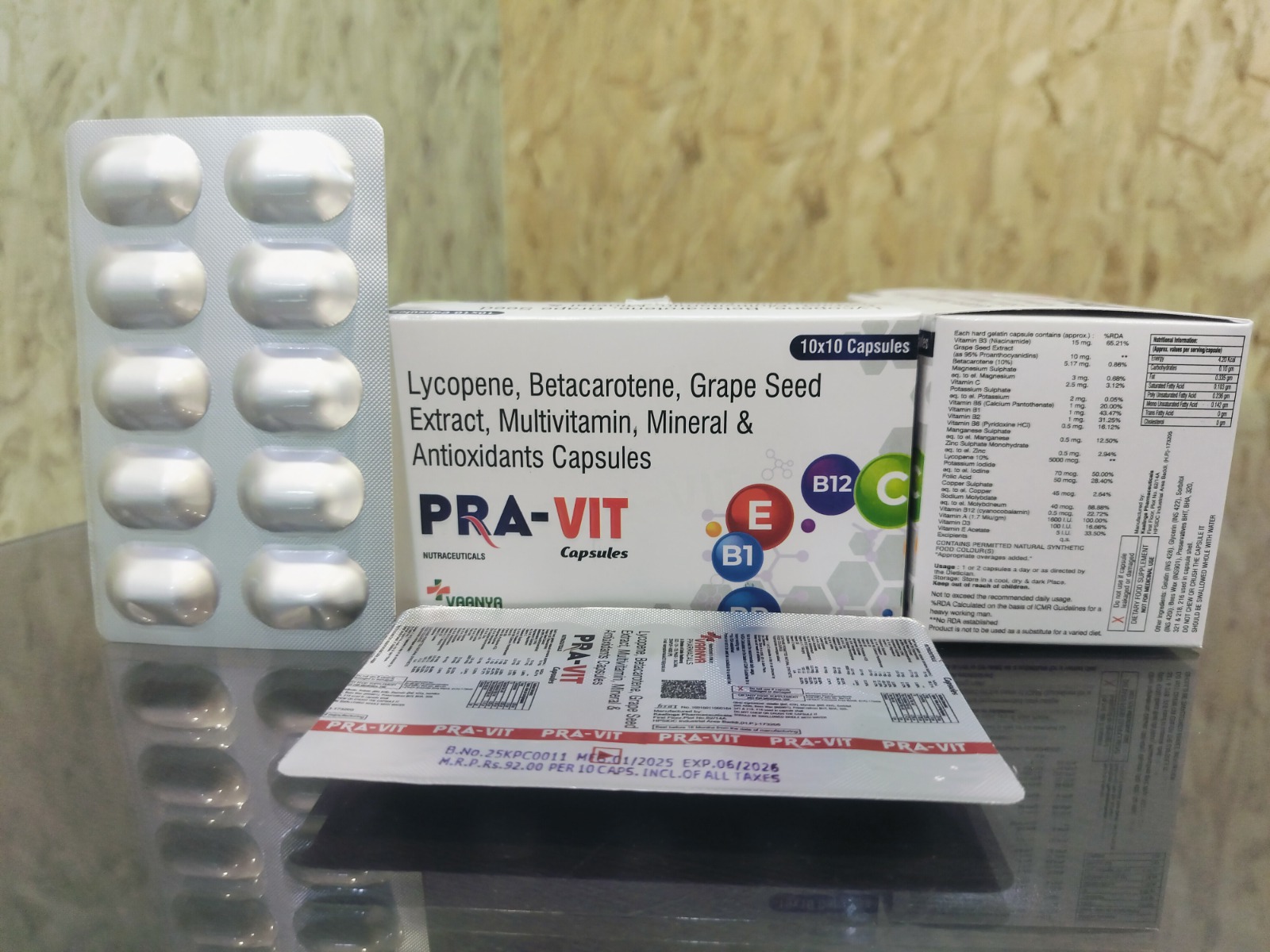Lycopene with Vitamin and mineral Capsules